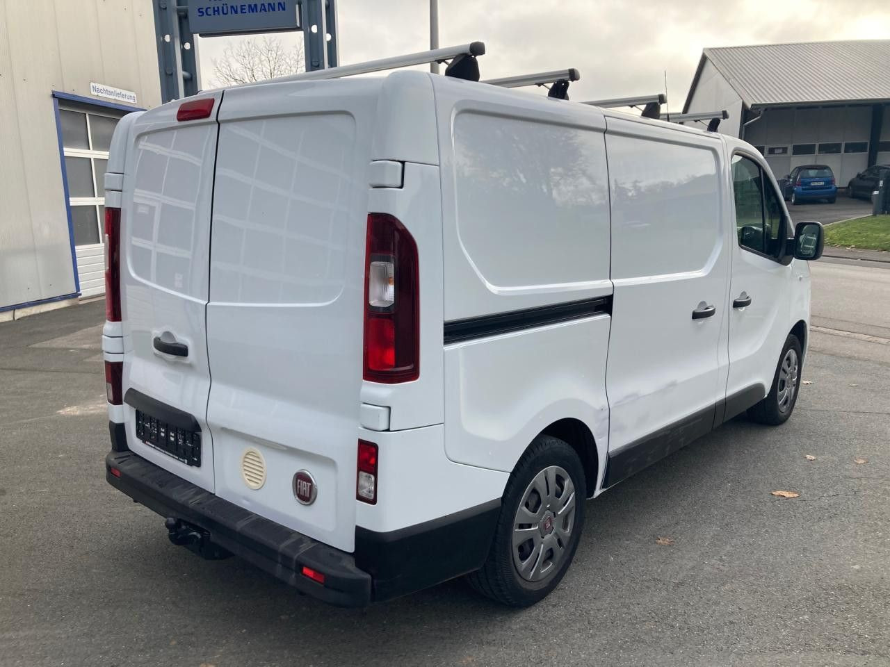 Fiat Talento SX 1.6 Ecojet (L1H1) Euro6 Klima AHK ZV Fiat Talento SX 1.6 Ecojet (L1H1) Euro6 Klima AHK ZV - Malá dodávka: obrázok 4 Fiat Talento SX 1.6 Ecojet (L1H1) Euro6 Klima AHK ZV Fiat Talento SX 1.6 Ecojet (L1H1) Euro6 Klima AHK ZV - Malá dodávka: obrázok 4