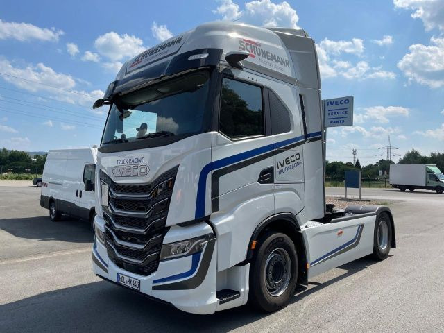 Iveco S-Way AS440S50T/P Euro6 Intarder Klima Navi ZV - Ťahač: obrázok 1 Iveco S-Way AS440S50T/P Euro6 Intarder Klima Navi ZV - Ťahač: obrázok 1