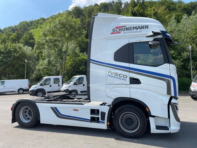 Iveco S-Way AS440S50T/P Euro6 Intarder Klima Navi ZV - Ťahač: obrázok 3 Iveco S-Way AS440S50T/P Euro6 Intarder Klima Navi ZV - Ťahač: obrázok 3