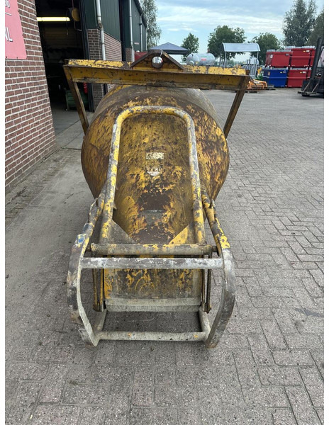 Beton kubel - Gebruikt - Betonárska technika: obrázok 4 Beton kubel - Gebruikt - Betonárska technika: obrázok 4