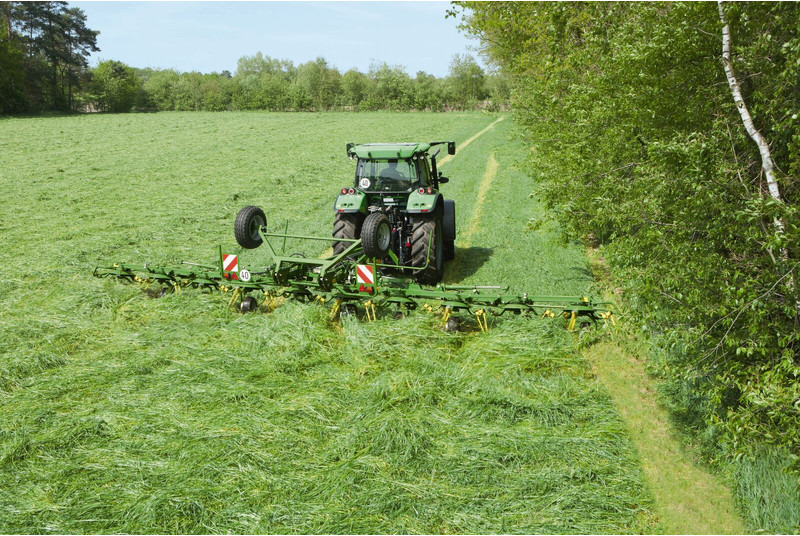 Krone getrokken schudders KWT met wielstel - Obracač sena: obrázok 3 Krone getrokken schudders KWT met wielstel - Obracač sena: obrázok 3