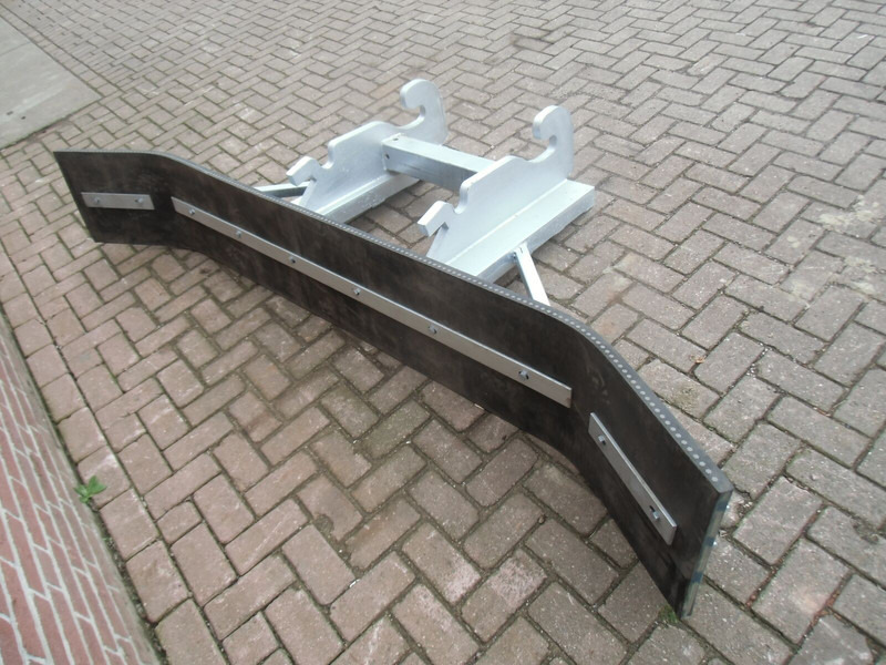 N4610, Rubberschuif CW 2/3 - Stroj na obrábanie pôdy: obrázok 3 N4610, Rubberschuif CW 2/3 - Stroj na obrábanie pôdy: obrázok 3