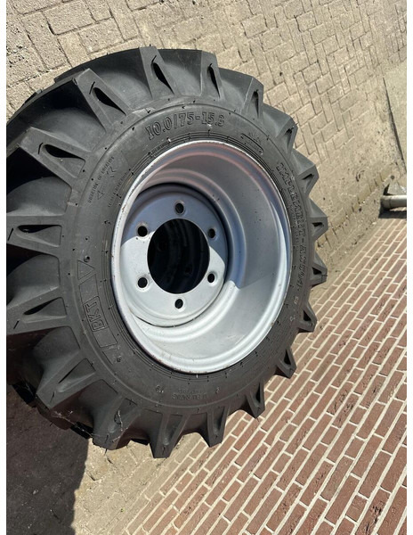 Onbekend - Pneumatiky a disky: obrázok 3 Onbekend - Pneumatiky a disky: obrázok 3