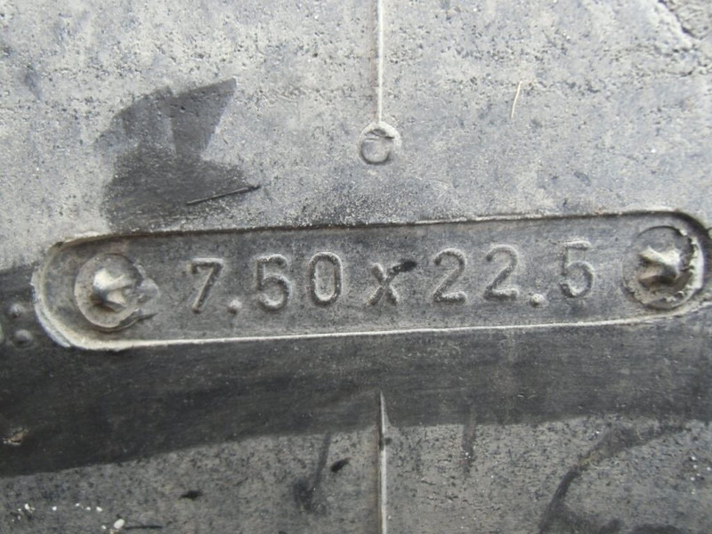 Onbekend Kraanband - Pneumatiky a disky: obrázok 3 Onbekend Kraanband - Pneumatiky a disky: obrázok 3