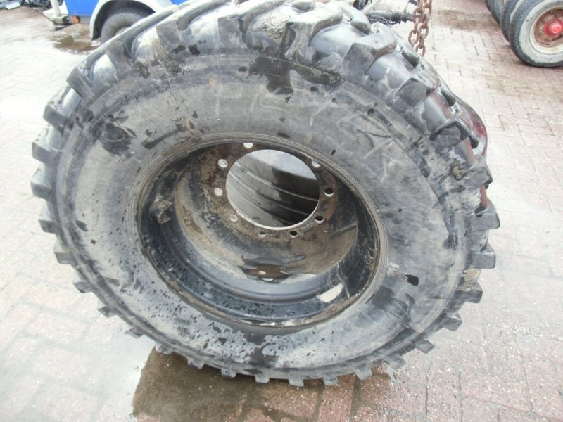 Onbekend Kraanband - Pneumatiky a disky: obrázok 1 Onbekend Kraanband - Pneumatiky a disky: obrázok 1