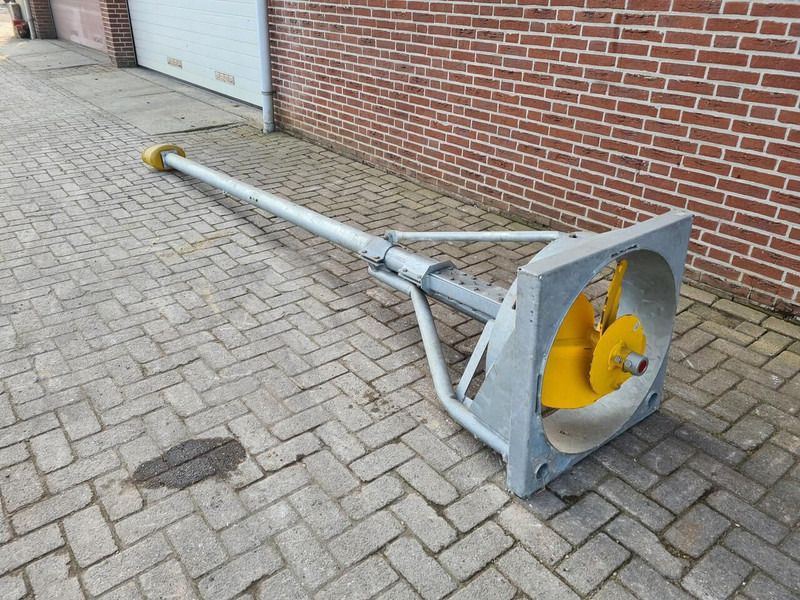 Reck mest mixer - Rozmetač hnojiva: obrázok 2 Reck mest mixer - Rozmetač hnojiva: obrázok 2