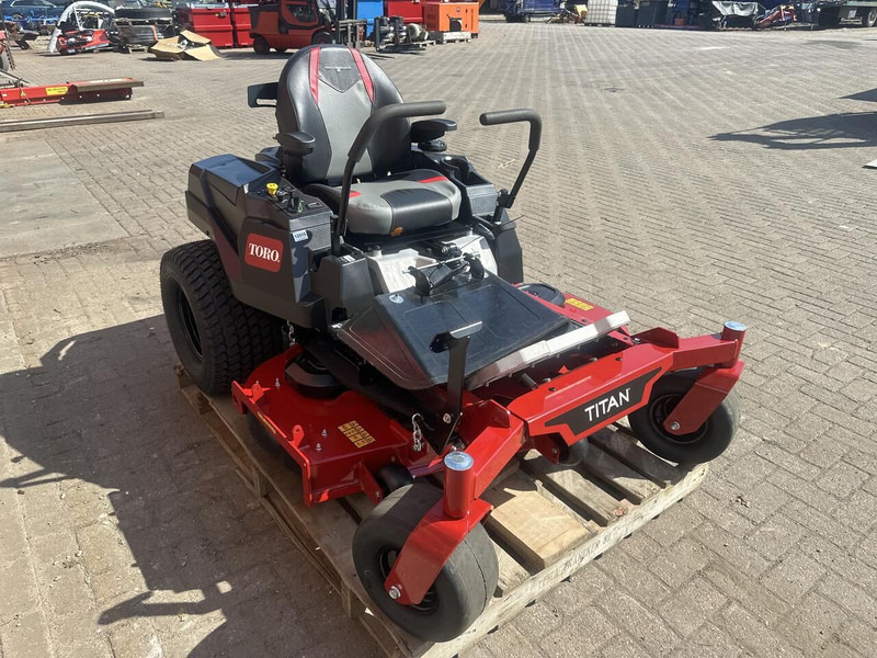 Toro TITAN XS 5450 zero turn - Záhradná kosačka: obrázok 4 Toro TITAN XS 5450 zero turn - Záhradná kosačka: obrázok 4