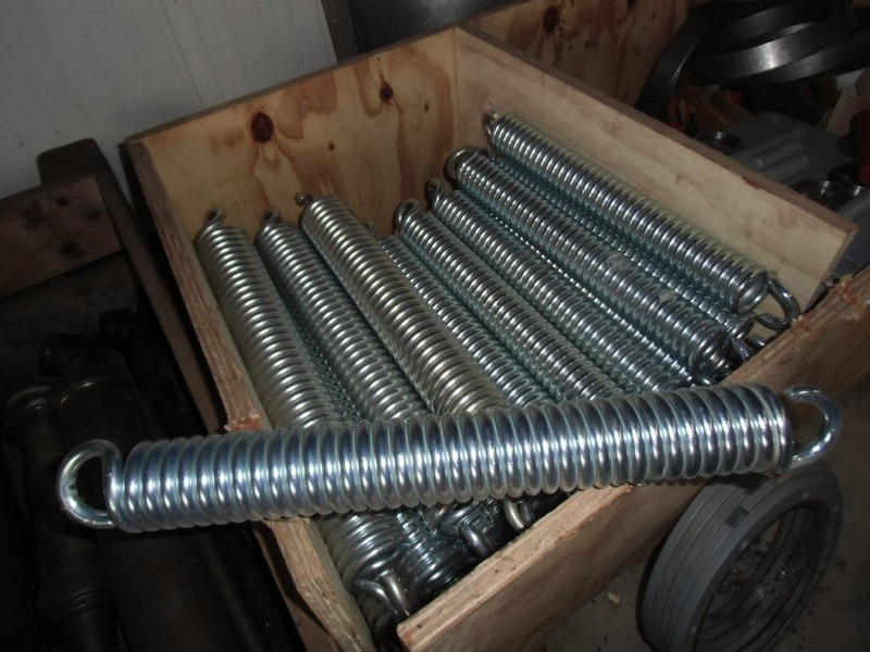 Stalen veren - Tlmič: obrázok 2 Stalen veren - Tlmič: obrázok 2