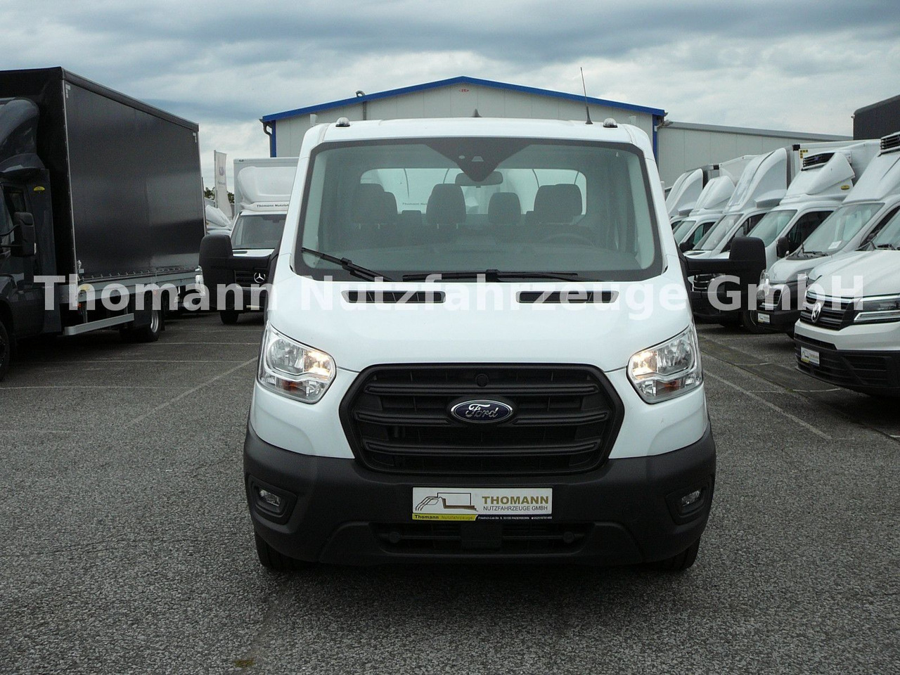Ford Transit Pritsche Doppelkabine Ford Transit Pritsche Doppelkabine - Dodávka valník: obrázok 3 Ford Transit Pritsche Doppelkabine Ford Transit Pritsche Doppelkabine - Dodávka valník: obrázok 3