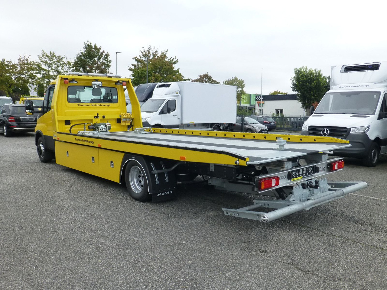 Iveco DAILY 72C18 Schiebeplateu Luftfed Navi Hubbrille - Odťahovy voz: obrázok 5 Iveco DAILY 72C18 Schiebeplateu Luftfed Navi Hubbrille - Odťahovy voz: obrázok 5