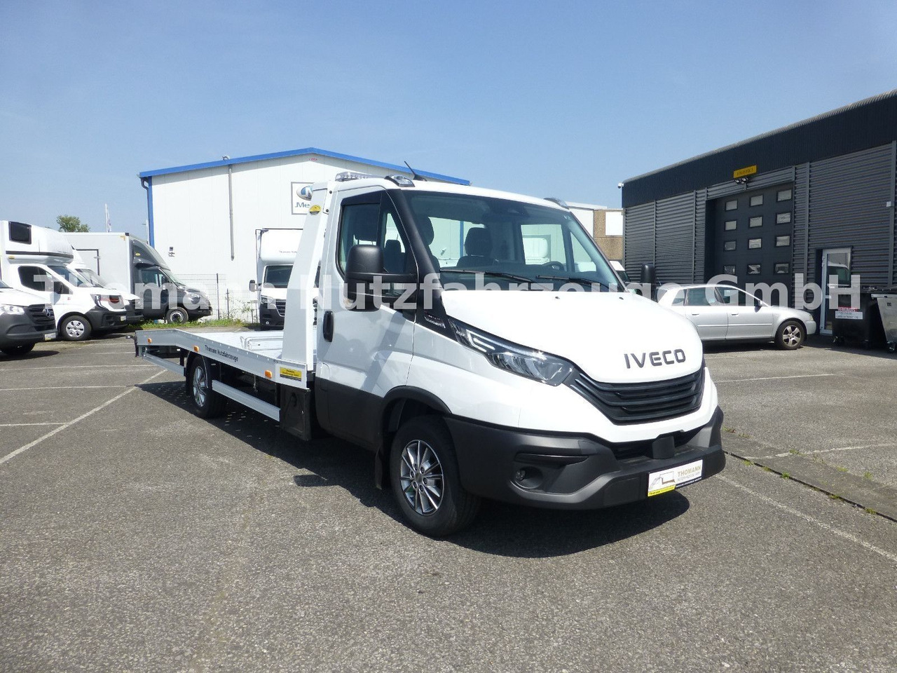 Iveco Daily 35S18 Autotransporter Aut. Luftfed. NAVI - Odťahovy voz: obrázok 2 Iveco Daily 35S18 Autotransporter Aut. Luftfed. NAVI - Odťahovy voz: obrázok 2