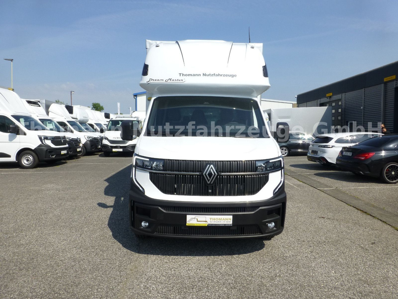 Renault NEW Master Pritsche Plane Schlafkabine - Plachtová dodávka: obrázok 3 Renault NEW Master Pritsche Plane Schlafkabine - Plachtová dodávka: obrázok 3