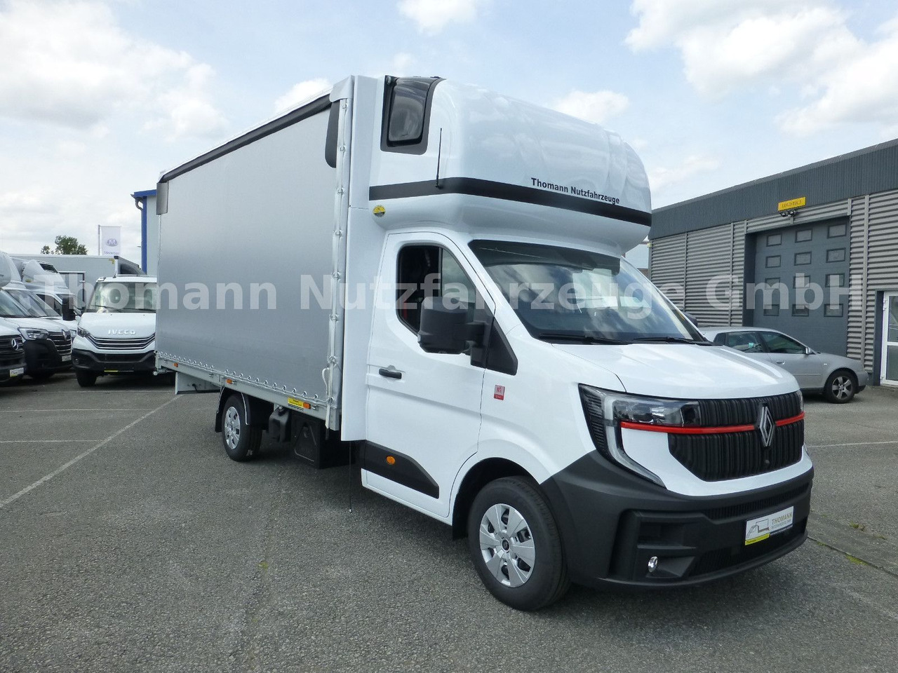 Renault NEW Master Pritsche Plane Schlafkabine - Plachtová dodávka: obrázok 1 Renault NEW Master Pritsche Plane Schlafkabine - Plachtová dodávka: obrázok 1