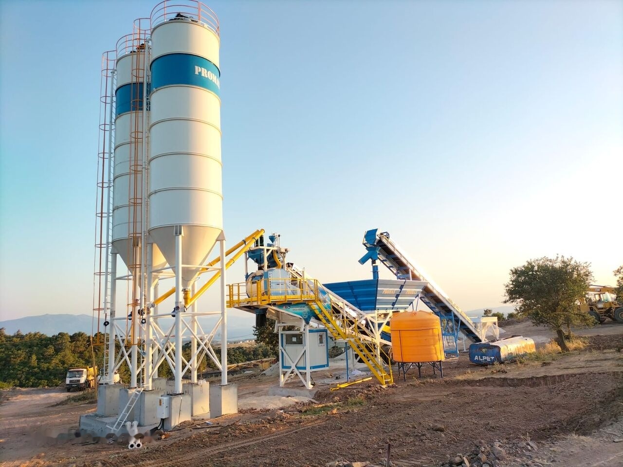 Promax Mobile Concrete Batching Plant PROMAX M60-SNG (60m3/h) - Betonáreň: obrázok 3 Promax Mobile Concrete Batching Plant PROMAX M60-SNG (60m3/h) - Betonáreň: obrázok 3