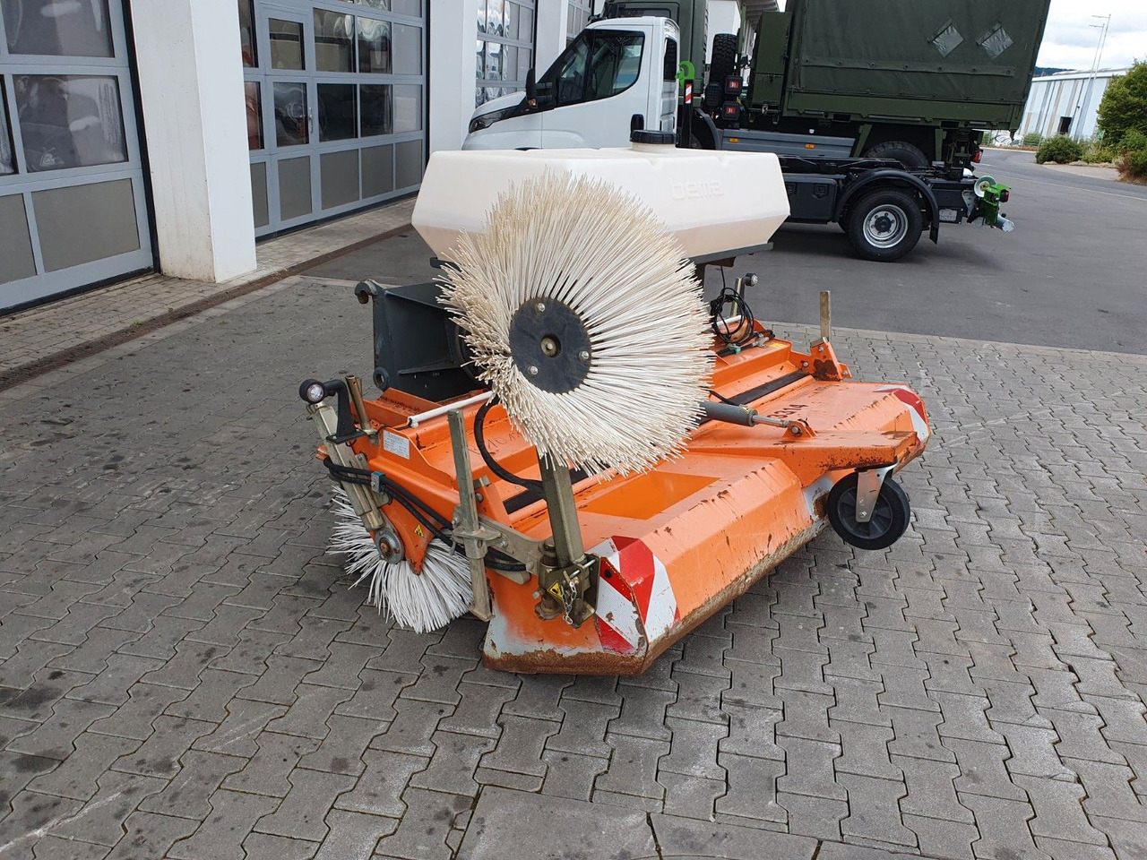Bema 25 Dual Kehrmaschine / 2.050 mm / 2020 - Zametač: obrázok 4 Bema 25 Dual Kehrmaschine / 2.050 mm / 2020 - Zametač: obrázok 4