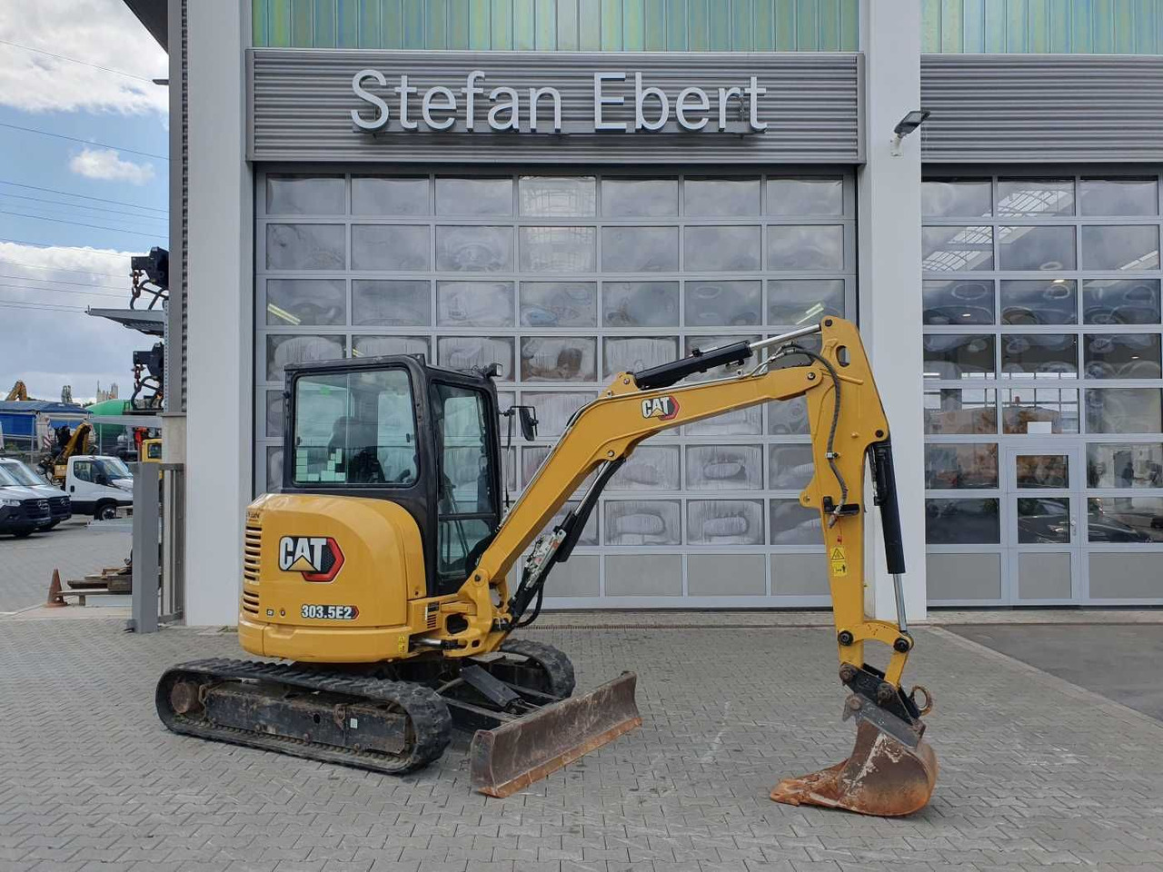 CAT 303.5E2CR / nur 2.107h! / 1x Tieflöffel / 2021 - Mini rýpadlo: obrázok 1 CAT 303.5E2CR / nur 2.107h! / 1x Tieflöffel / 2021 - Mini rýpadlo: obrázok 1