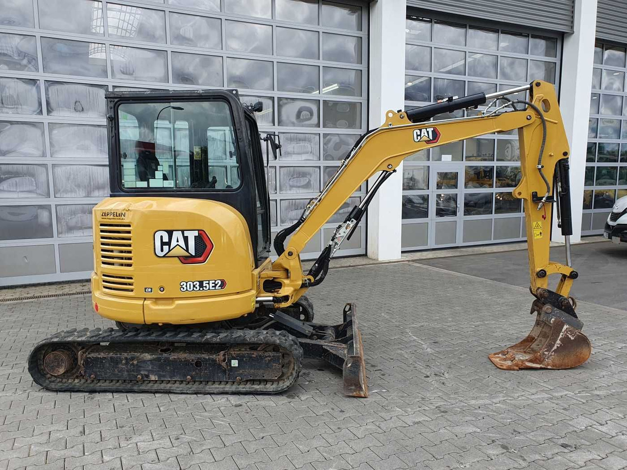 CAT 303.5E2CR / nur 2.107h! / 1x Tieflöffel / 2021 - Mini rýpadlo: obrázok 2 CAT 303.5E2CR / nur 2.107h! / 1x Tieflöffel / 2021 - Mini rýpadlo: obrázok 2