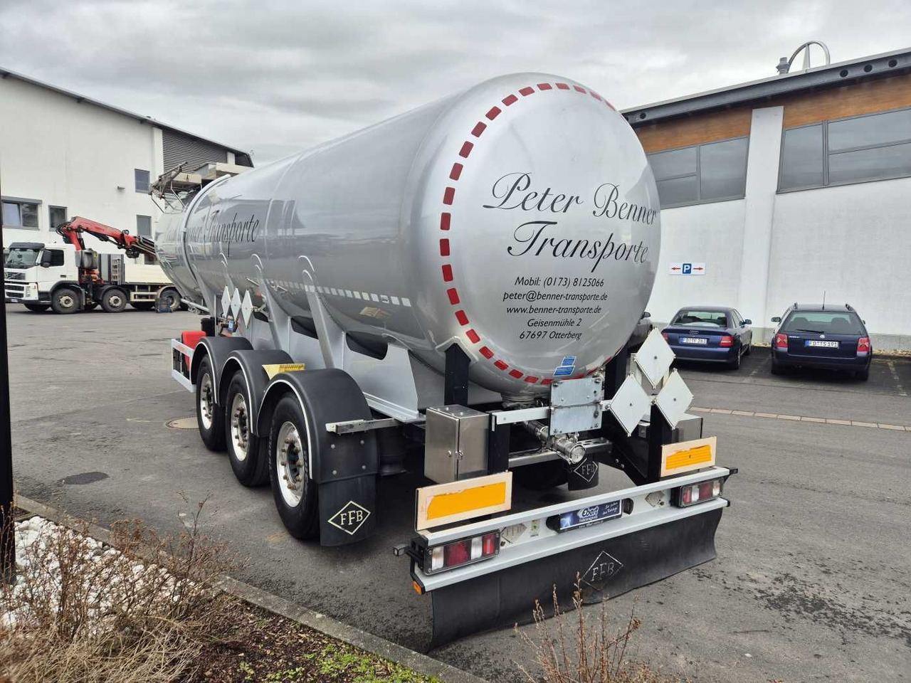 Feldbinder TSA 30.3 Gefahrgut ADR, 1 Kammer 30.000 Liter - Cisternový náves: obrázok 2 Feldbinder TSA 30.3 Gefahrgut ADR, 1 Kammer 30.000 Liter - Cisternový náves: obrázok 2