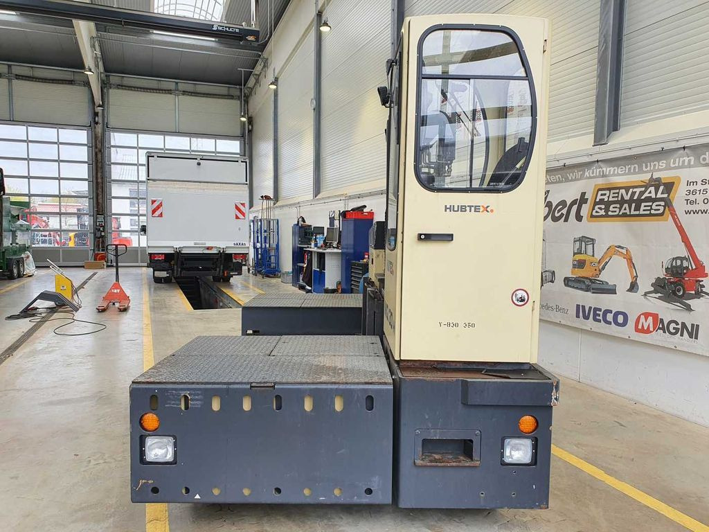 Hubtex MQ 30 H Hybrid / 748h! / Diesel + Elektro Hubtex MQ 30 H Hybrid / 748h! / Diesel + Elektro - Bočný nakladač: obrázok 4 Hubtex MQ 30 H Hybrid / 748h! / Diesel + Elektro Hubtex MQ 30 H Hybrid / 748h! / Diesel + Elektro - Bočný nakladač: obrázok 4