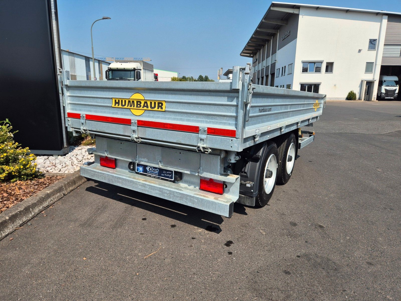 Humbaur HTK 754020 Dreiseitenkipper vollverzinkt - Príves sklápěcí: obrázok 2 Humbaur HTK 754020 Dreiseitenkipper vollverzinkt - Príves sklápěcí: obrázok 2