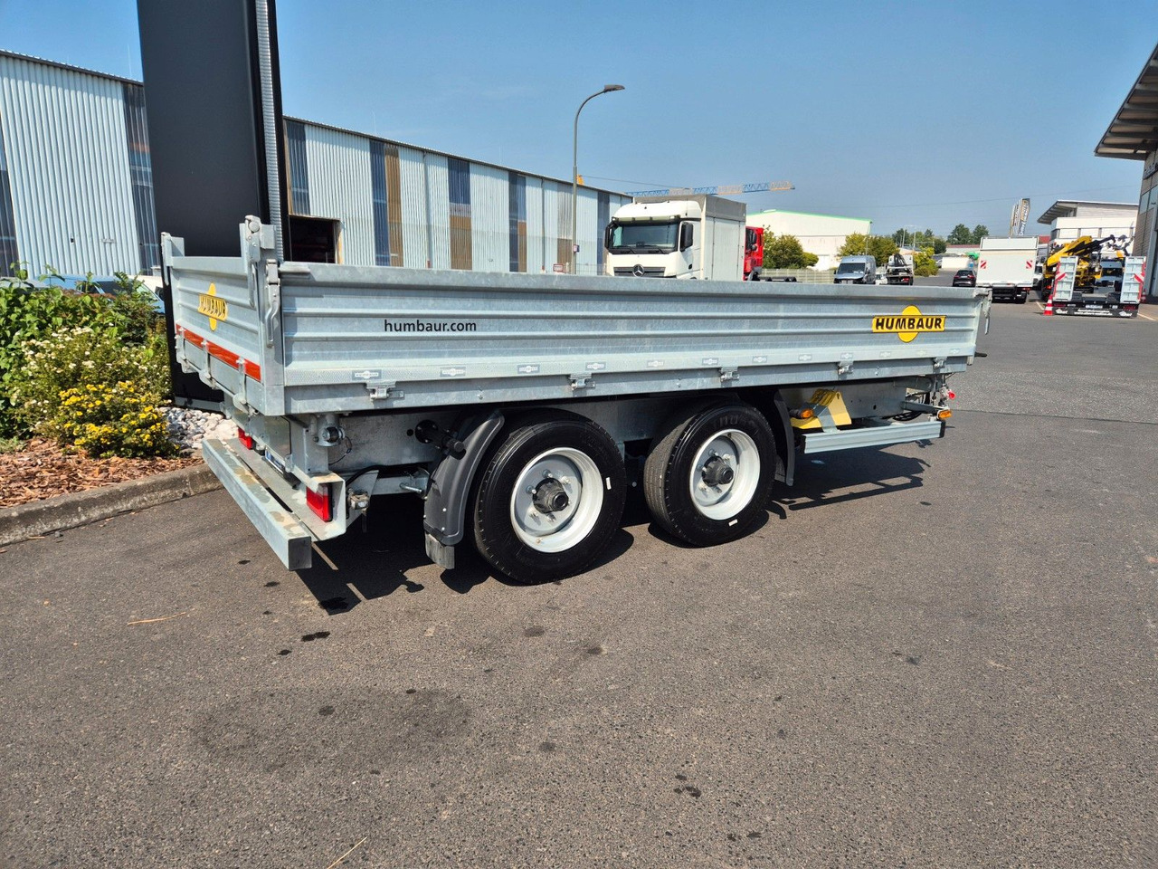 Humbaur HTK 754020 Dreiseitenkipper vollverzinkt - Príves sklápěcí: obrázok 4 Humbaur HTK 754020 Dreiseitenkipper vollverzinkt - Príves sklápěcí: obrázok 4