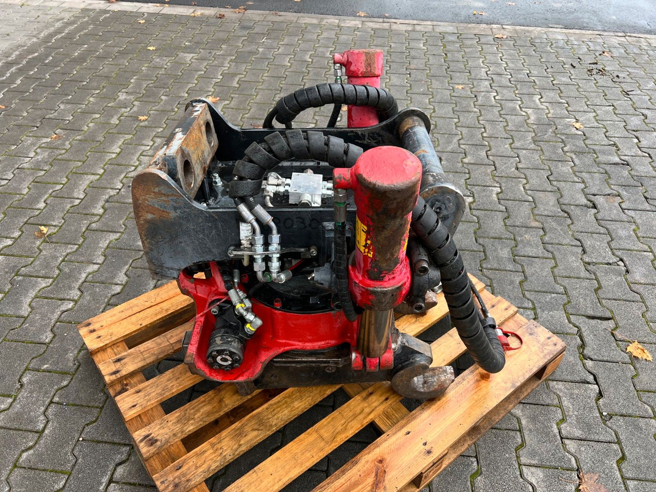 Indexator RT40 / Rototilt R4 / MS10 Sandwich - Iné stroje: obrázok 5 Indexator RT40 / Rototilt R4 / MS10 Sandwich - Iné stroje: obrázok 5