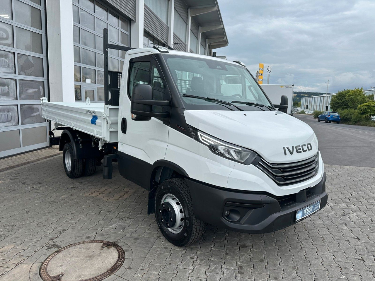 Iveco 70C18H 3-S.-Kipper Meiller *R3.450mm*2xAHK* - Dodávka sklápač: obrázok 3 Iveco 70C18H 3-S.-Kipper Meiller *R3.450mm*2xAHK* - Dodávka sklápač: obrázok 3