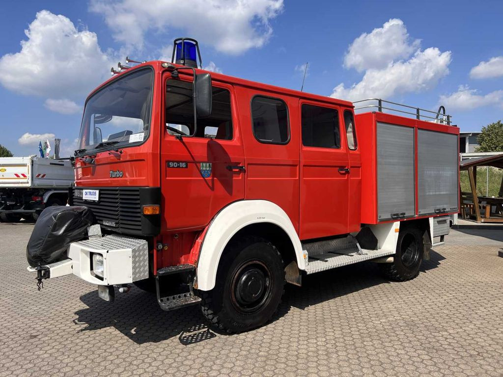 Iveco 75-16 AW 4x4 LF8 Feuerwehr Standheizung 9 Sitze Iveco 75-16 AW 4x4 LF8 Feuerwehr Standheizung 9 Sitze - Hasičské vozidlo: obrázok 4 Iveco 75-16 AW 4x4 LF8 Feuerwehr Standheizung 9 Sitze Iveco 75-16 AW 4x4 LF8 Feuerwehr Standheizung 9 Sitze - Hasičské vozidlo: obrázok 4