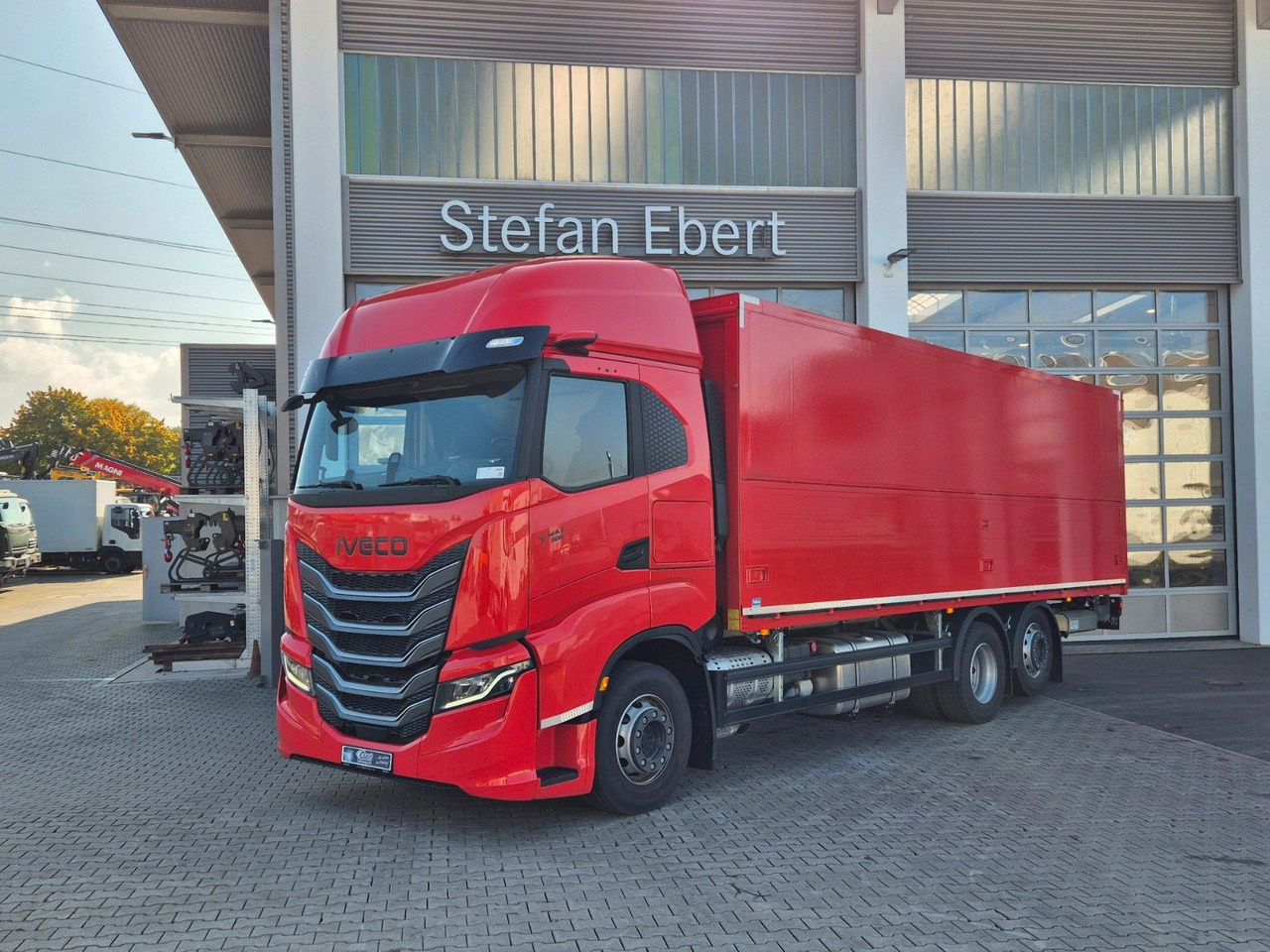 Iveco AS260S50Y/FS Schwenkwand LBW 2xAHK CAM Intarder - Přepravník nápojů: obrázok 1 Iveco AS260S50Y/FS Schwenkwand LBW 2xAHK CAM Intarder - Přepravník nápojů: obrázok 1