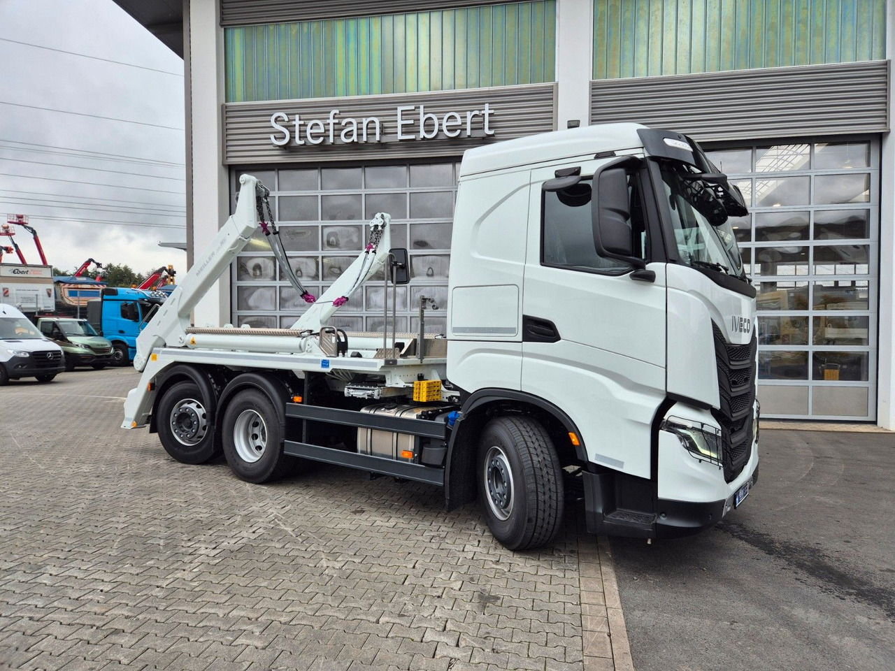 Iveco AS280X50Y/PS ON Meiller AK 16. T Funk AHK - Sklápač: obrázok 4 Iveco AS280X50Y/PS ON Meiller AK 16. T Funk AHK - Sklápač: obrázok 4