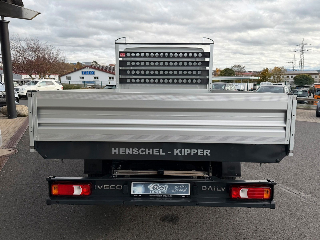 Iveco Daily 35S14 A8*R3.450mm*Automatik*Kamera*2Sitze* - Dodávka sklápač: obrázok 5 Iveco Daily 35S14 A8*R3.450mm*Automatik*Kamera*2Sitze* - Dodávka sklápač: obrázok 5