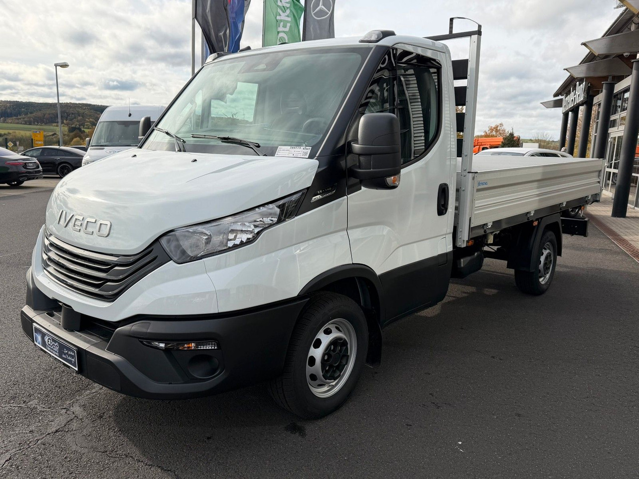 Iveco Daily 35S14 A8*R3.450mm*Automatik*Kamera*2Sitze* - Dodávka sklápač: obrázok 3 Iveco Daily 35S14 A8*R3.450mm*Automatik*Kamera*2Sitze* - Dodávka sklápač: obrázok 3