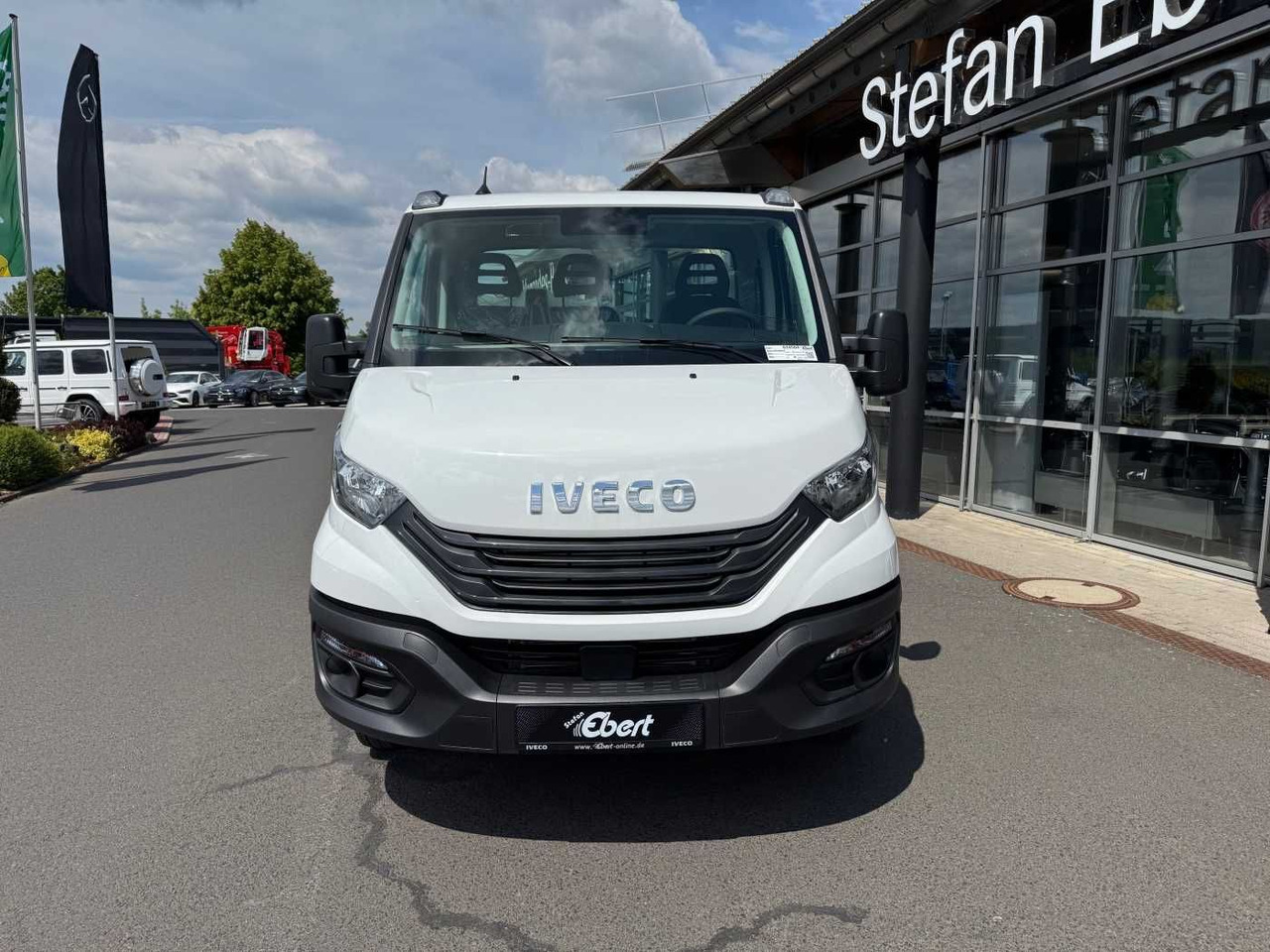 Iveco Daily 50C18 HA8 3.0L *R4.350mm*Klima*Automatik* - Podvozek s kabinou: obrázok 2 Iveco Daily 50C18 HA8 3.0L *R4.350mm*Klima*Automatik* - Podvozek s kabinou: obrázok 2