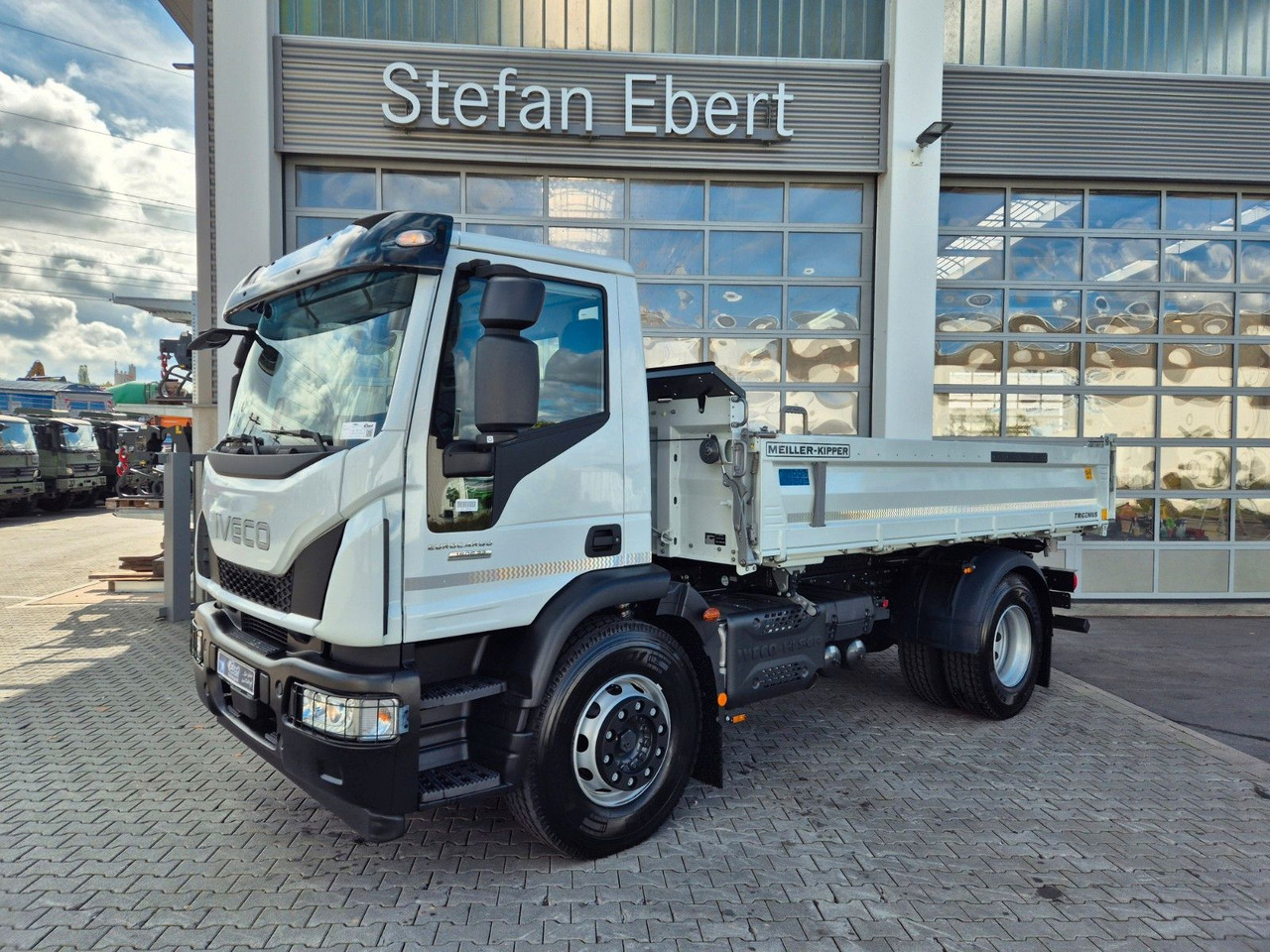Iveco Eurocargo ML180E32K 4x2 Meiller AHK - Sklápač: obrázok 2 Iveco Eurocargo ML180E32K 4x2 Meiller AHK - Sklápač: obrázok 2