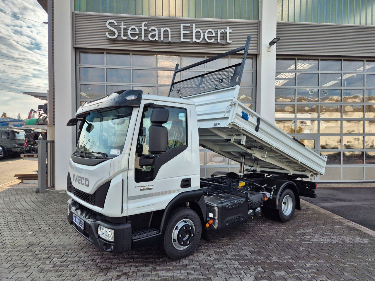 Iveco Eurocargo ML80E21 Meiller 2x AHK 3 Sitze Klima - Dodávka sklápač: obrázok 1 Iveco Eurocargo ML80E21 Meiller 2x AHK 3 Sitze Klima - Dodávka sklápač: obrázok 1