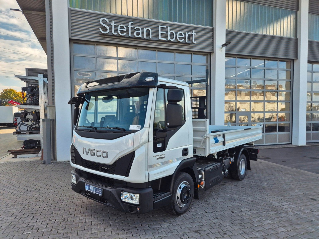 Iveco Eurocargo ML80E21 Meiller 2x AHK 3 Sitze - Sklápač: obrázok 3 Iveco Eurocargo ML80E21 Meiller 2x AHK 3 Sitze - Sklápač: obrázok 3