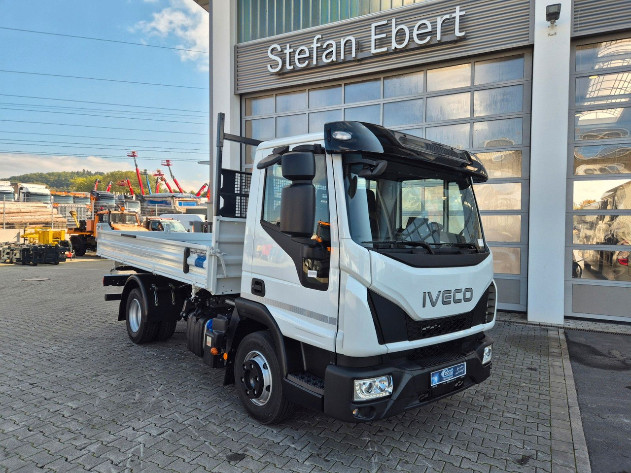 Iveco Eurocargo ML80E21 Meiller 2x AHK 3 Sitze - Sklápač: obrázok 2 Iveco Eurocargo ML80E21 Meiller 2x AHK 3 Sitze - Sklápač: obrázok 2