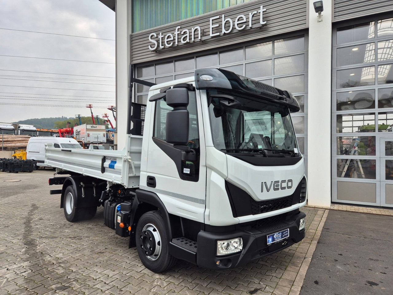 Iveco Eurocargo ML80E21 Meiller Kipper 2x AHK 3 Sitze - Dodávka sklápač: obrázok 3 Iveco Eurocargo ML80E21 Meiller Kipper 2x AHK 3 Sitze - Dodávka sklápač: obrázok 3