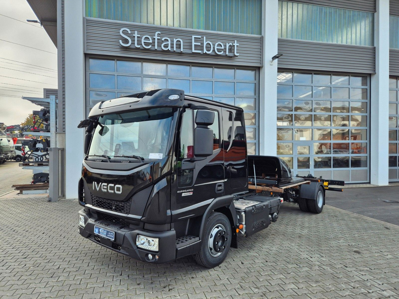Iveco Eurocargo ML80E22/P 2x AHK Klima Standh. Bett - Podvozek s kabinou: obrázok 2 Iveco Eurocargo ML80E22/P 2x AHK Klima Standh. Bett - Podvozek s kabinou: obrázok 2