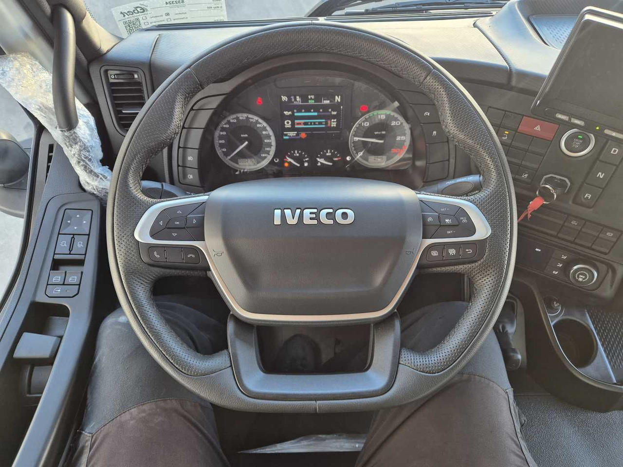 Přepravník nápojů Iveco S-Way AD190S40/FP Böse Schwenkwand LBW 2x AHK: obrázok 14