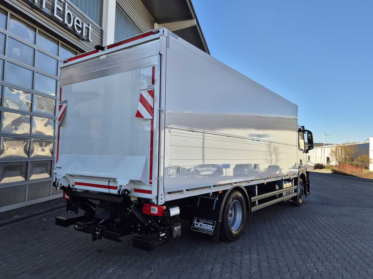 Přepravník nápojů Iveco S-Way AD190S40/FP Böse Schwenkwand LBW 2x AHK: obrázok 7