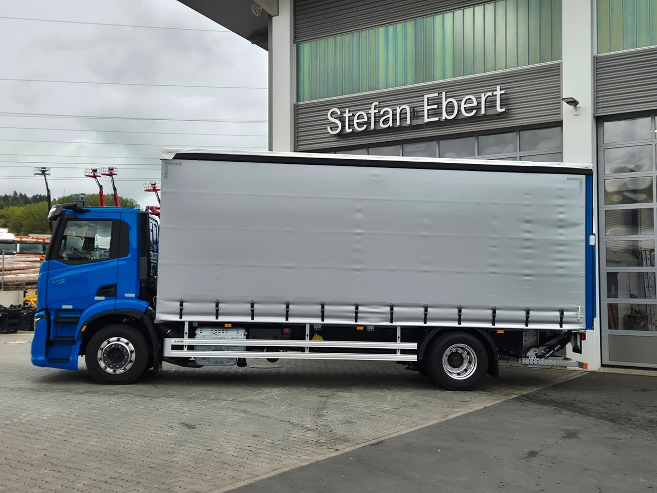 Iveco S-Way AD190S40/P Curtainsider *MirrorCam*LBW* - Plachtové nákladné vozidlo: obrázok 5 Iveco S-Way AD190S40/P Curtainsider *MirrorCam*LBW* - Plachtové nákladné vozidlo: obrázok 5