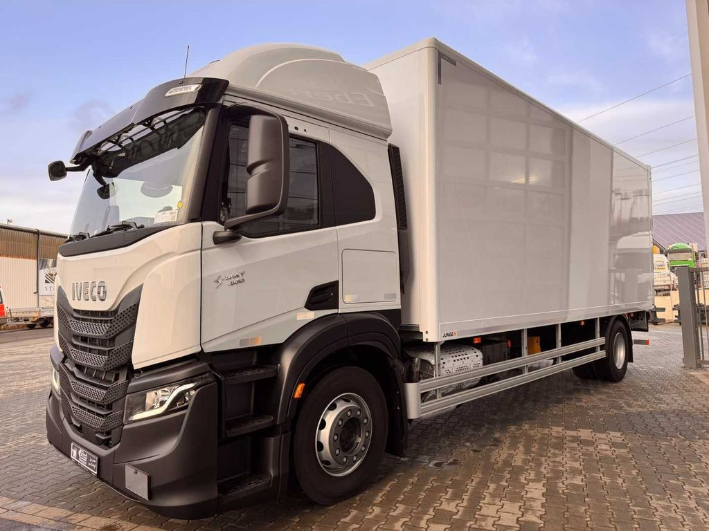 Iveco S-Way AT190S40/P LBW 2.000kg Tür Navi Bett Iveco S-Way AT190S40/P LBW 2.000kg Tür Navi Bett - Skříňový nákladní auto: obrázok 2 Iveco S-Way AT190S40/P LBW 2.000kg Tür Navi Bett Iveco S-Way AT190S40/P LBW 2.000kg Tür Navi Bett - Skříňový nákladní auto: obrázok 2