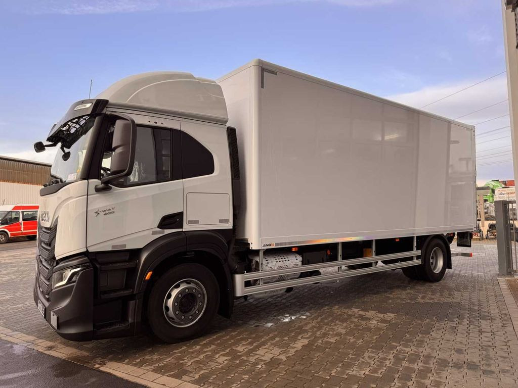 Iveco S-Way AT190S40/P LBW 2.000kg Tür Navi Bett Iveco S-Way AT190S40/P LBW 2.000kg Tür Navi Bett - Skříňový nákladní auto: obrázok 4 Iveco S-Way AT190S40/P LBW 2.000kg Tür Navi Bett Iveco S-Way AT190S40/P LBW 2.000kg Tür Navi Bett - Skříňový nákladní auto: obrázok 4