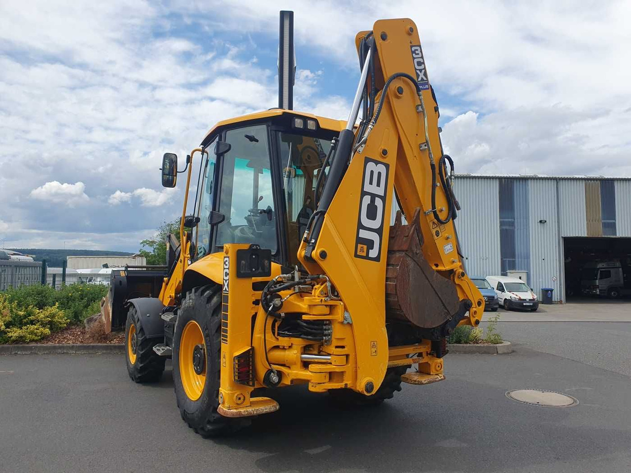 JCB 3CX / Gabel & 4in1 Schaufel / nur 1.561h / 2022 - Rýpadlo-nakladač: obrázok 3 JCB 3CX / Gabel & 4in1 Schaufel / nur 1.561h / 2022 - Rýpadlo-nakladač: obrázok 3