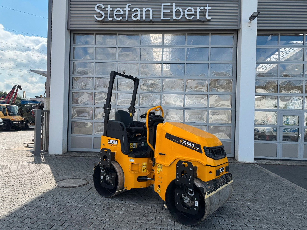 JCB CT 260-120 / NEU 2025 / Wasser Sprühanlage - Valec: obrázok 1 JCB CT 260-120 / NEU 2025 / Wasser Sprühanlage - Valec: obrázok 1