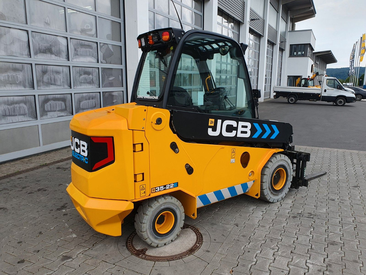 JCB TLT 35-22E Teletruck / nur 149h! / 2022 / SS - Teleskopický nakladač: obrázok 3 JCB TLT 35-22E Teletruck / nur 149h! / 2022 / SS - Teleskopický nakladač: obrázok 3