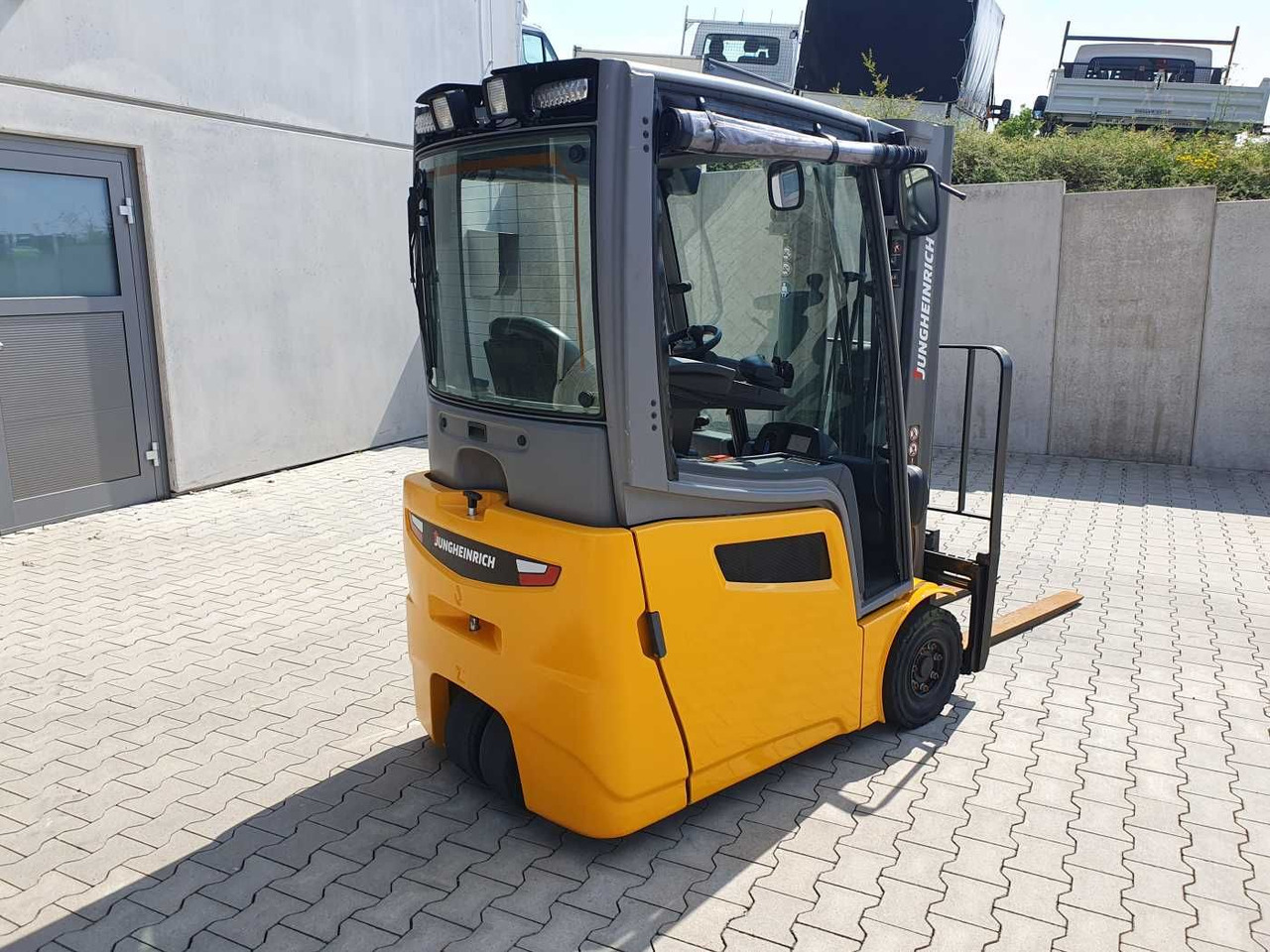 Jungheinrich EFG 215 / Triplex: 4.25m! / SS / nur 3.488h! - Elektrický vysokozdvižný vozík: obrázok 4 Jungheinrich EFG 215 / Triplex: 4.25m! / SS / nur 3.488h! - Elektrický vysokozdvižný vozík: obrázok 4