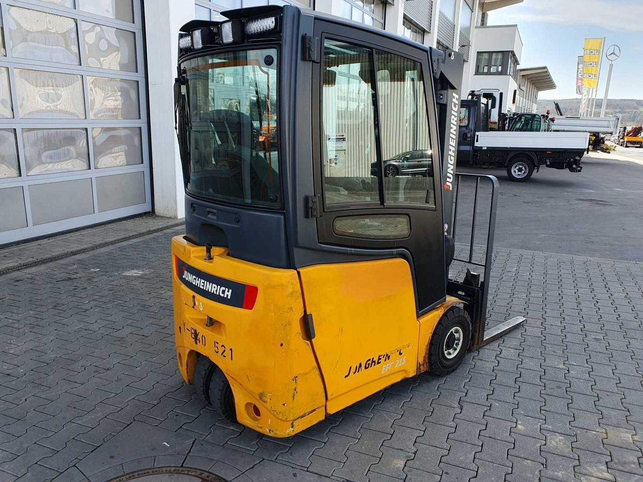 Jungheinrich EFG 215 / Triplex: 4.35m! / SS / nur 2.054h! - Elektrický vysokozdvižný vozík: obrázok 3 Jungheinrich EFG 215 / Triplex: 4.35m! / SS / nur 2.054h! - Elektrický vysokozdvižný vozík: obrázok 3