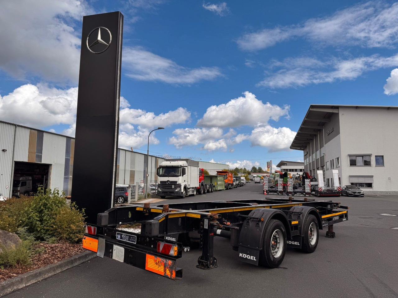 Kögel ZW 18 Lafette SAF Achsen 15.910kg Nutzlast - Príves preprava kontajnerov/ Výmenná nadstavba: obrázok 1 Kögel ZW 18 Lafette SAF Achsen 15.910kg Nutzlast - Príves preprava kontajnerov/ Výmenná nadstavba: obrázok 1